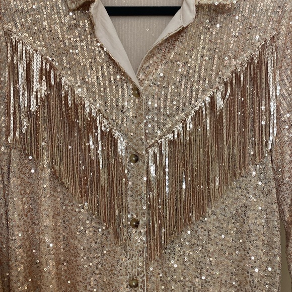 Blue B rose gold sequin fringe top size small worn once - Picture 3 of 8